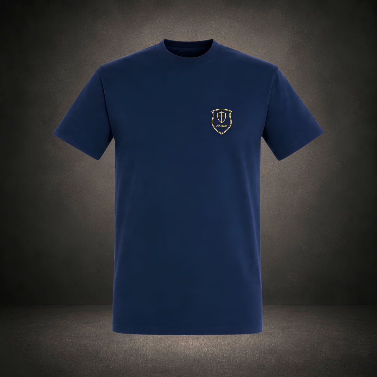 Classic Tee in French Navy mit goldenem Schild-Emblem der ARMOR-Linie auf der linken Brust