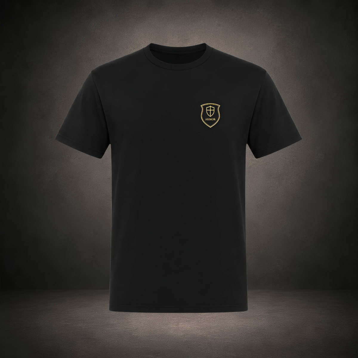 Classic Tee in Schwarz mit goldenem Schild-Emblem der ARMOR-Linie auf der linken Brust