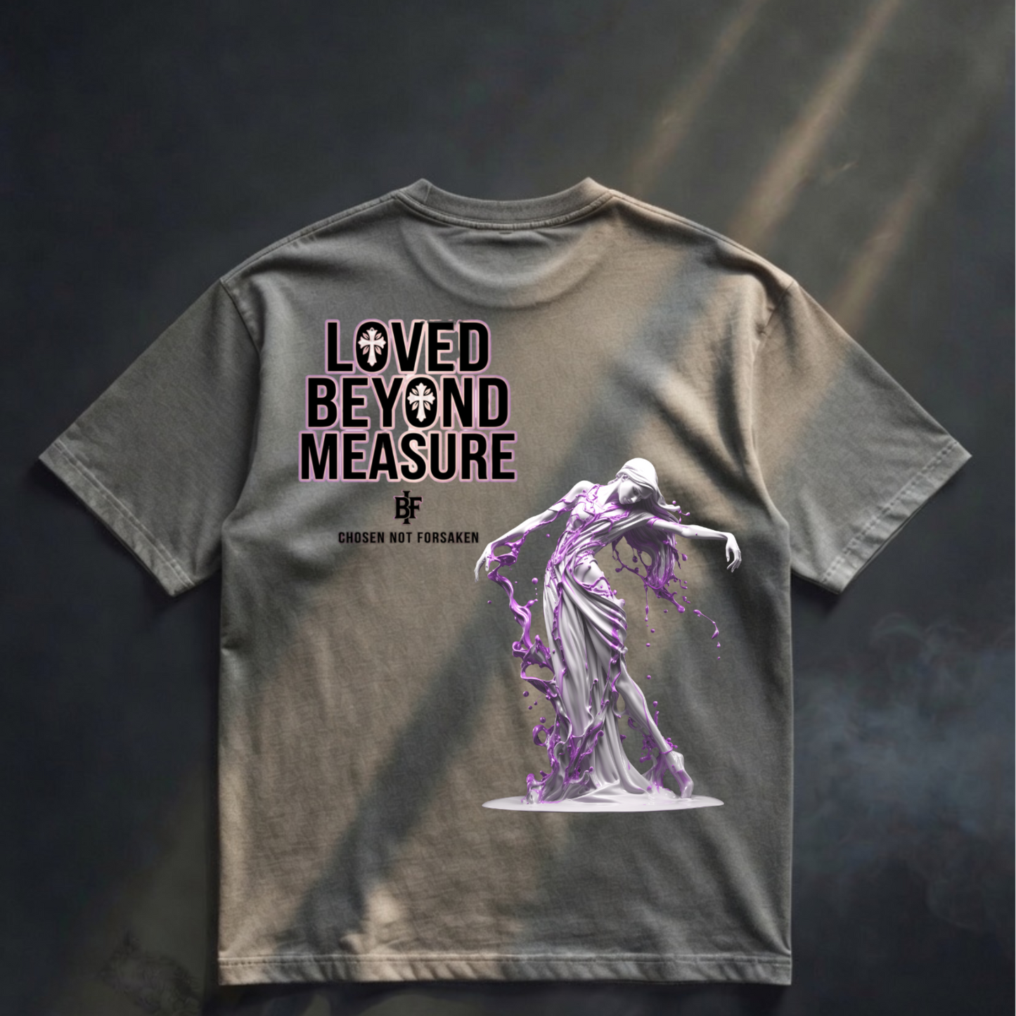 LOVED BEYOND MEASURE Übergroßes Shirt „Übergroß“ – Kollektion für junge Christen