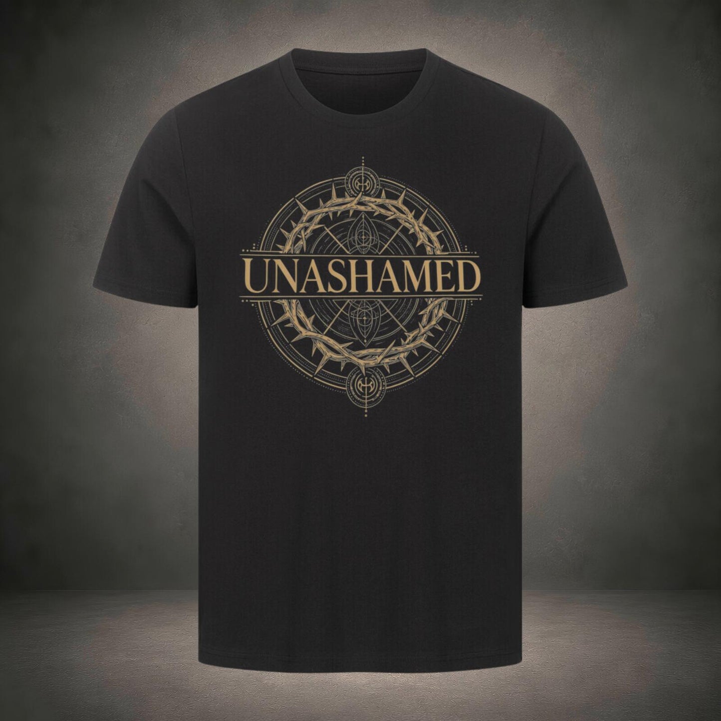Unashamed – goldenes Emblem mit Dornenkrone, Schriftzug und geometrischem Kreis auf schwarzem T-Shirt, Römer 1,16, Crown-Serie von Bulletproof Faith