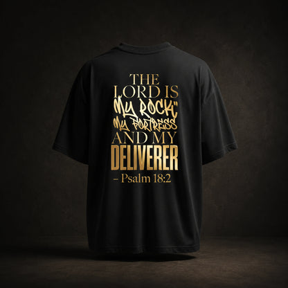 The Lord Is My Rock Premium Oversized Tee in Schwarz, Rueckansicht mit Gold-Backprint